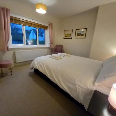 Grange Croft Villa Ben Rhydding Exteriör bild