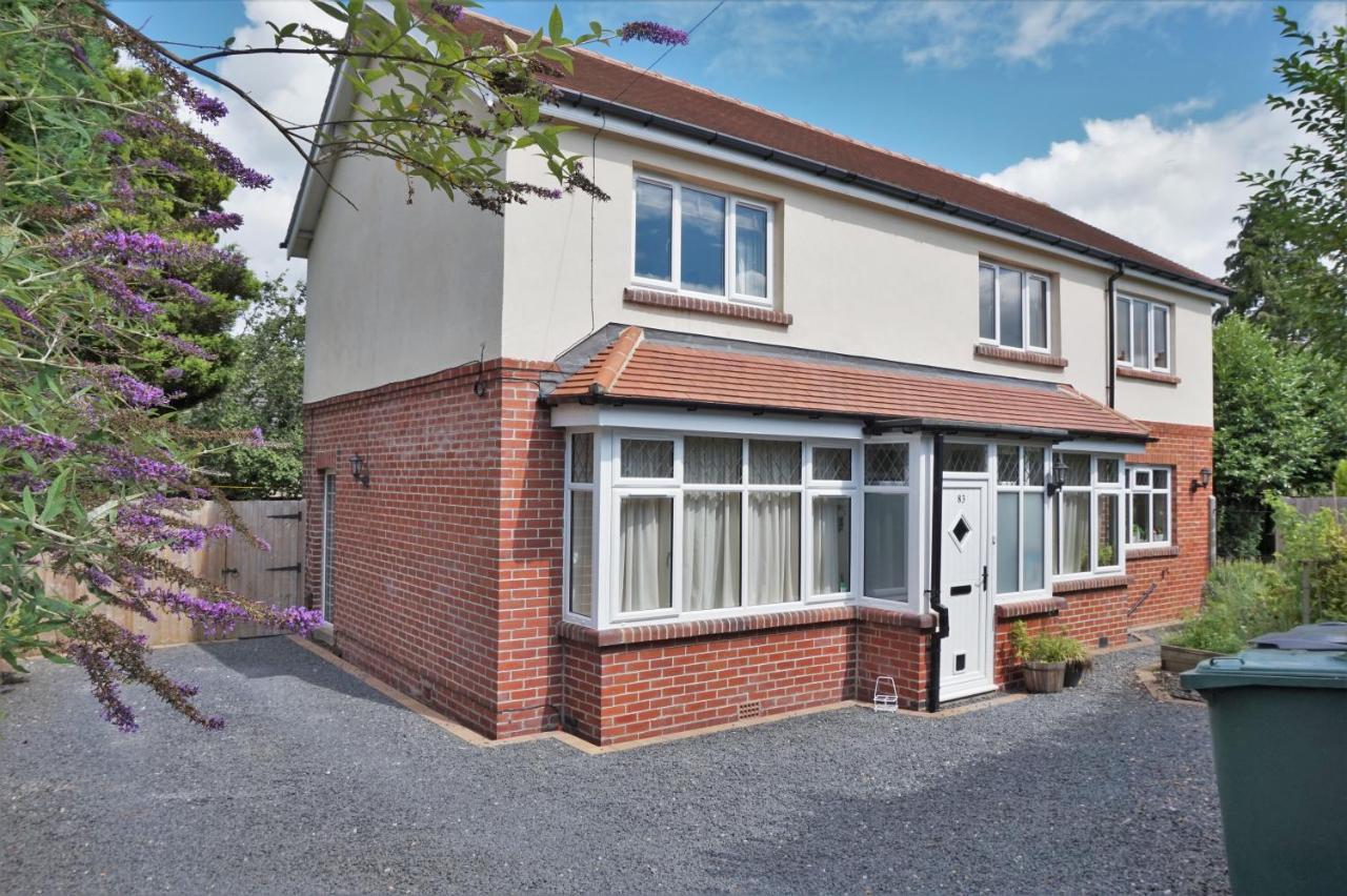 Grange Croft Villa Ben Rhydding Exteriör bild