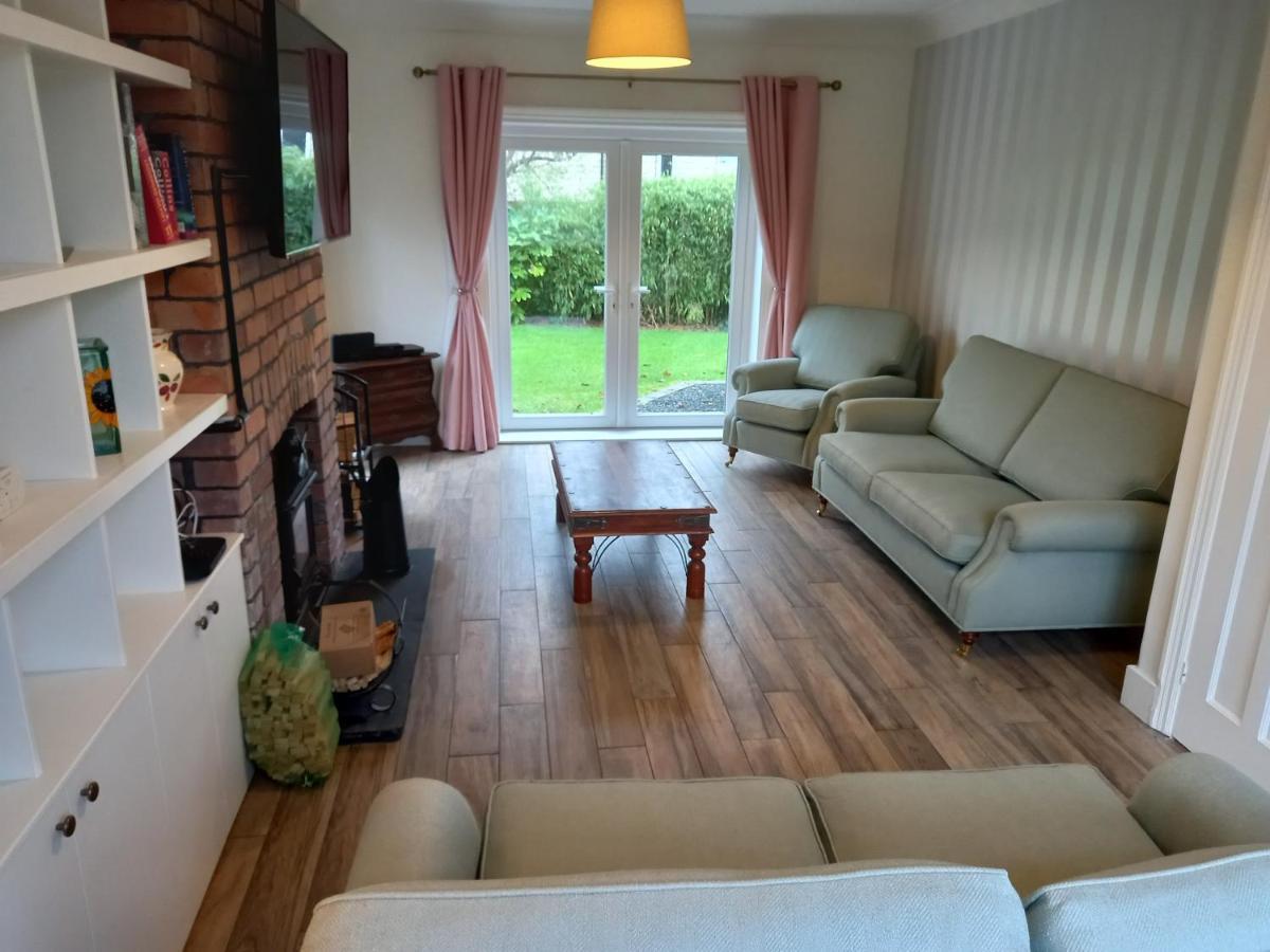 Grange Croft Villa Ben Rhydding Exteriör bild